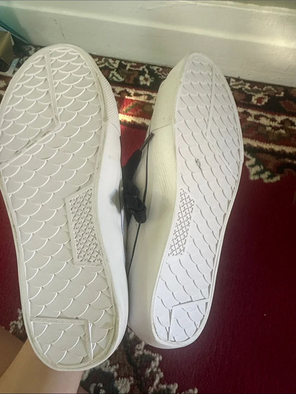 Torrid Women’s White Quilted Sneakers with Black Laces Sz 8 NWT